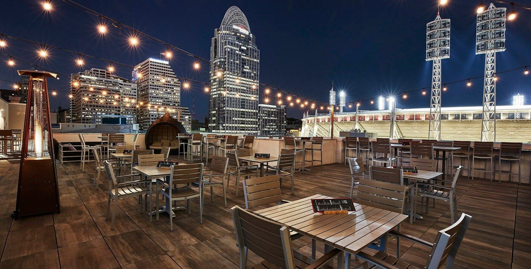 20 Top Images Top Bars In Cincinnati : Downtown Cincinnati Rooftop Bar Residence Inn Cincinnati Downtown The Phelps